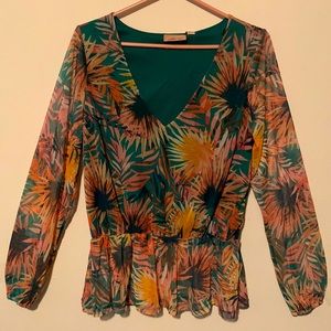NWT Willow root Floral Long Sleeve Blouse